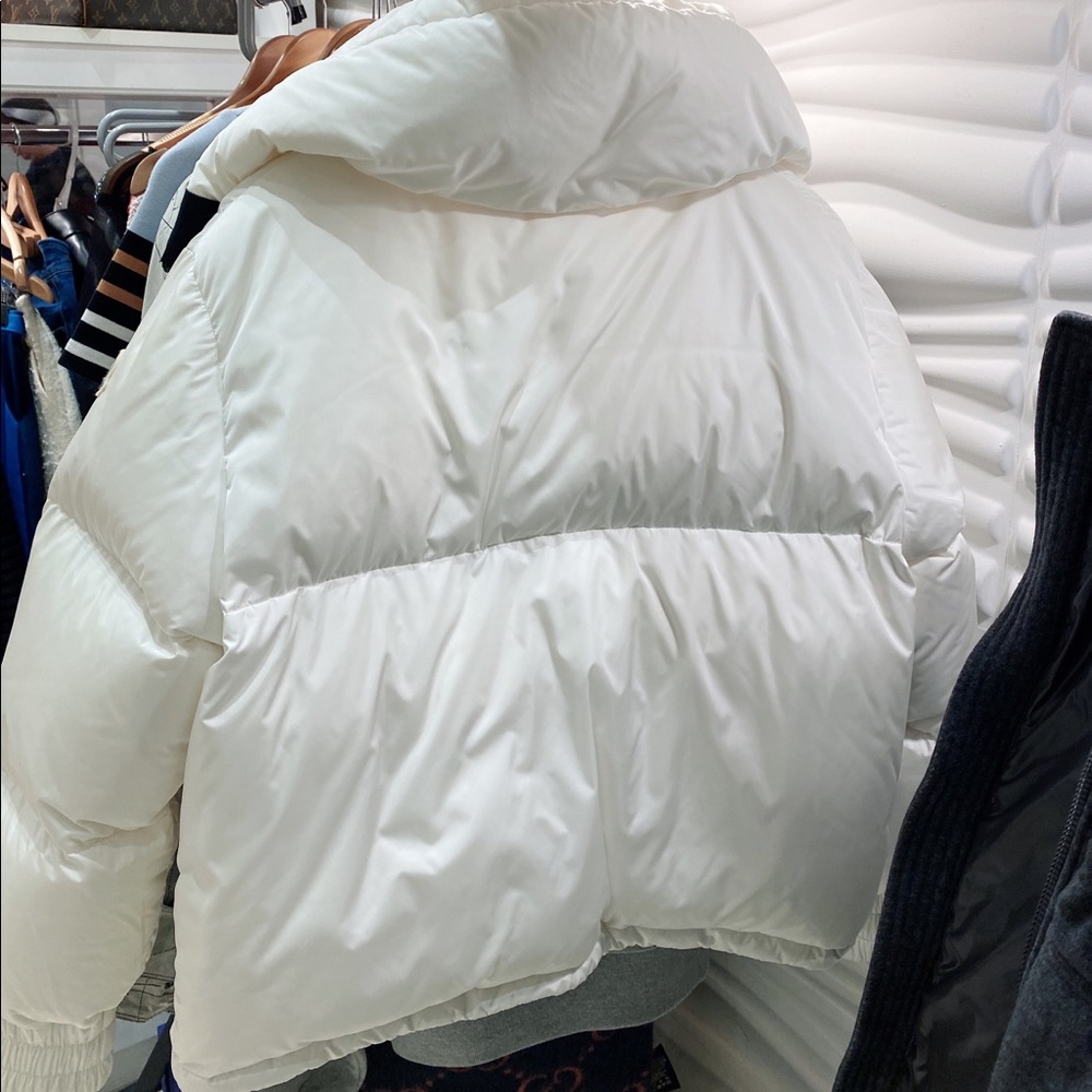 Moncler size2 - Picture 4 of 8
